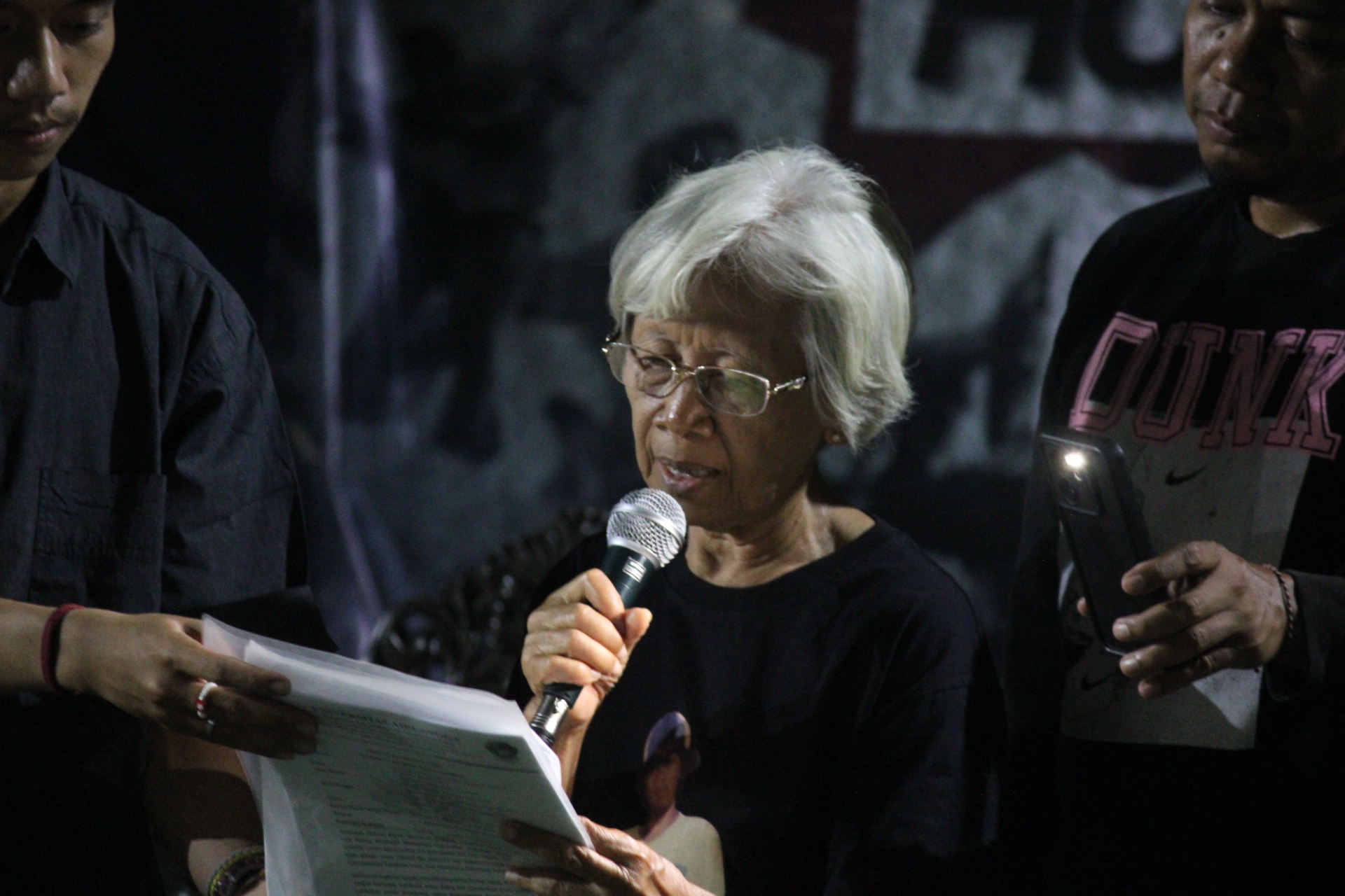 Pembacaan Tuntutan oleh Bu Sumarsih di program kerja AHRM (Day 2).