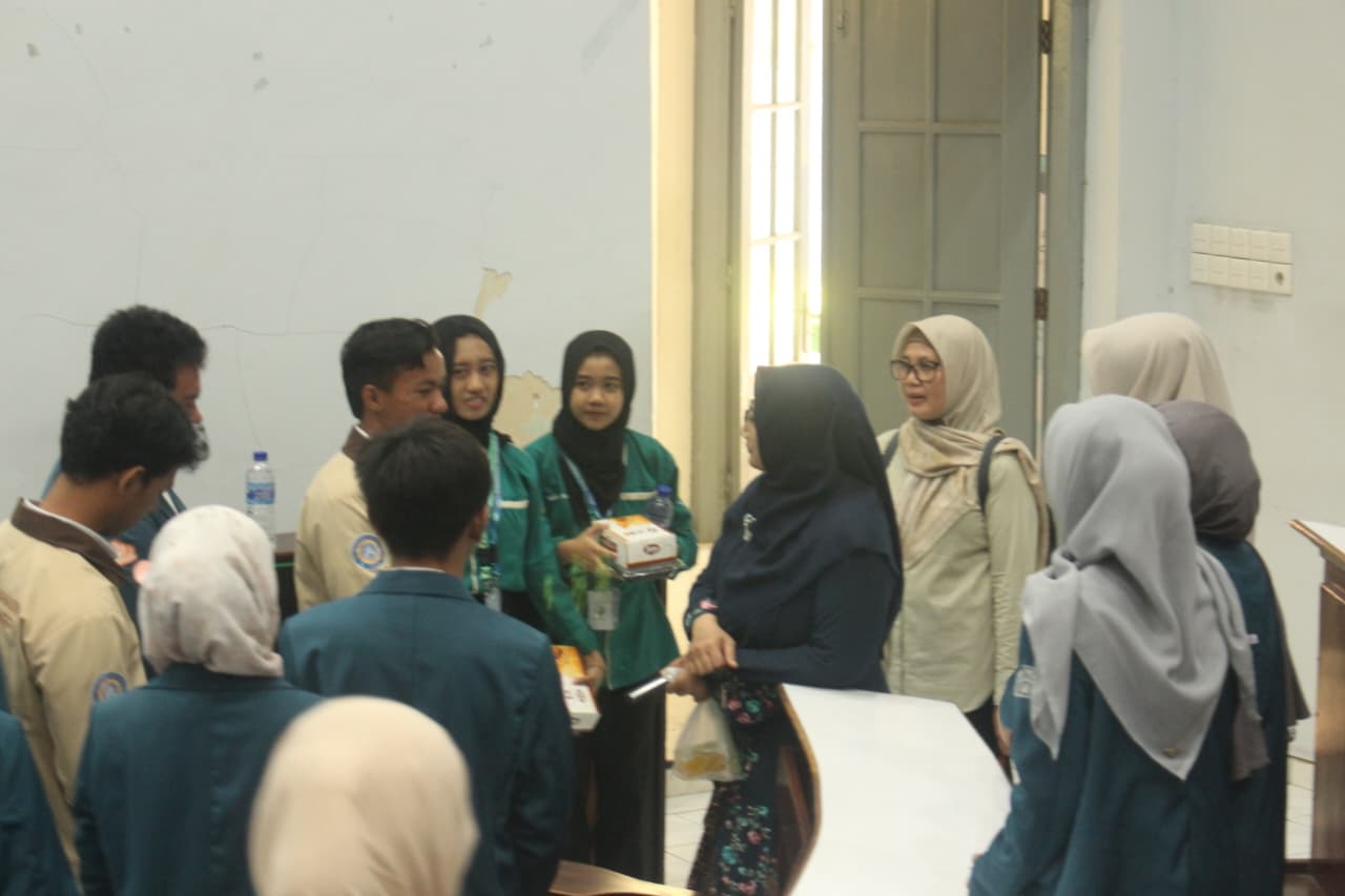 Diskusi Bersama Prof Dr. Eighty Mardiyan Kurniawati, dr.,SpOG.,Subsp. Urogin-RE, Setelah Safari Kampus A